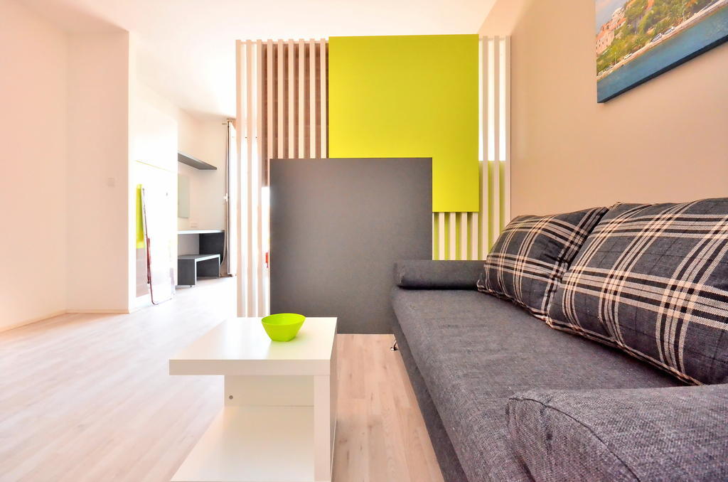 Bretia Apartments Sutivan Pokoj fotografie