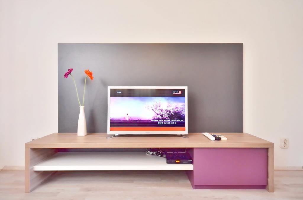 Bretia Apartments Sutivan Pokoj fotografie